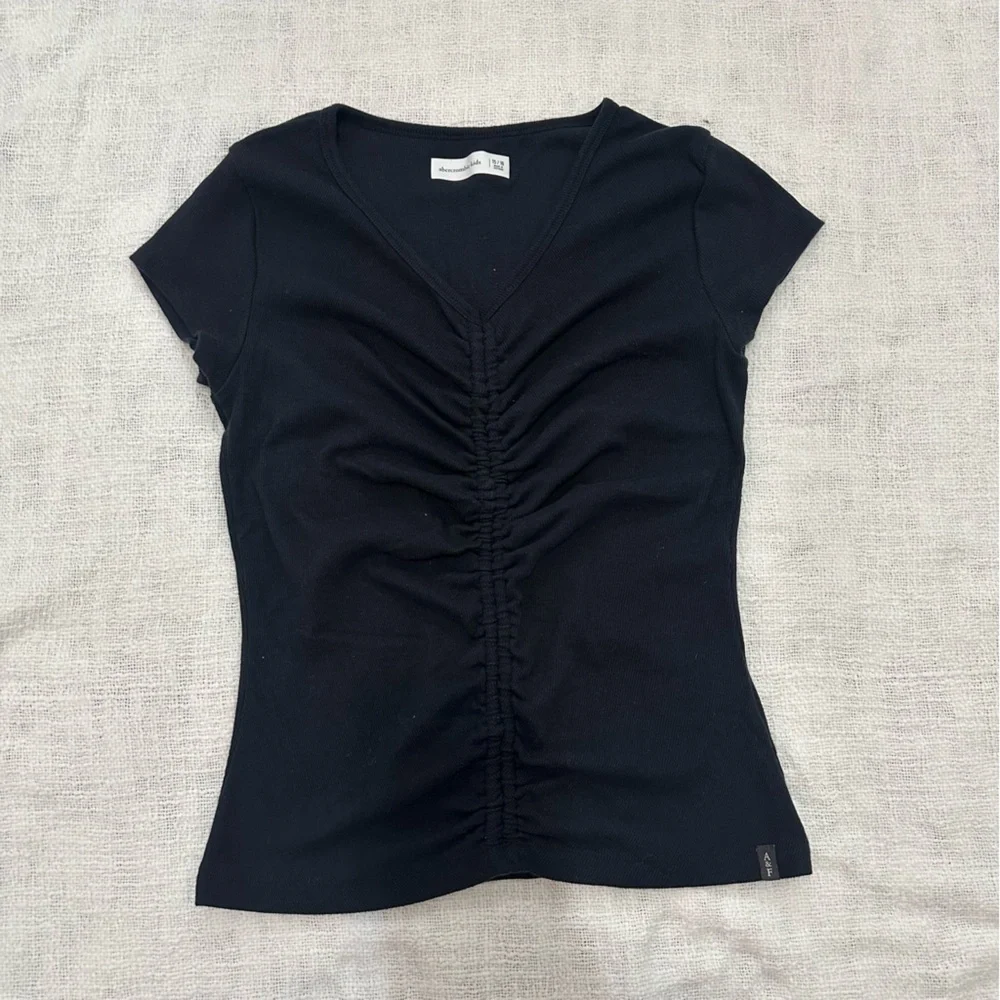 abercrombie kids front cinched tshirt black size 15/16
